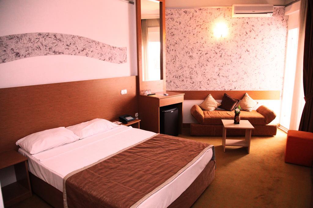 Orient Resort Hotel Fethiye Cameră foto